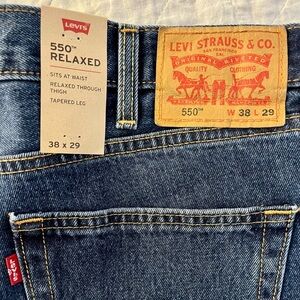 NWT Men’s Levi’s 550 Relaxed Jeans